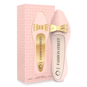 Fashion Street Chic Women by Camara